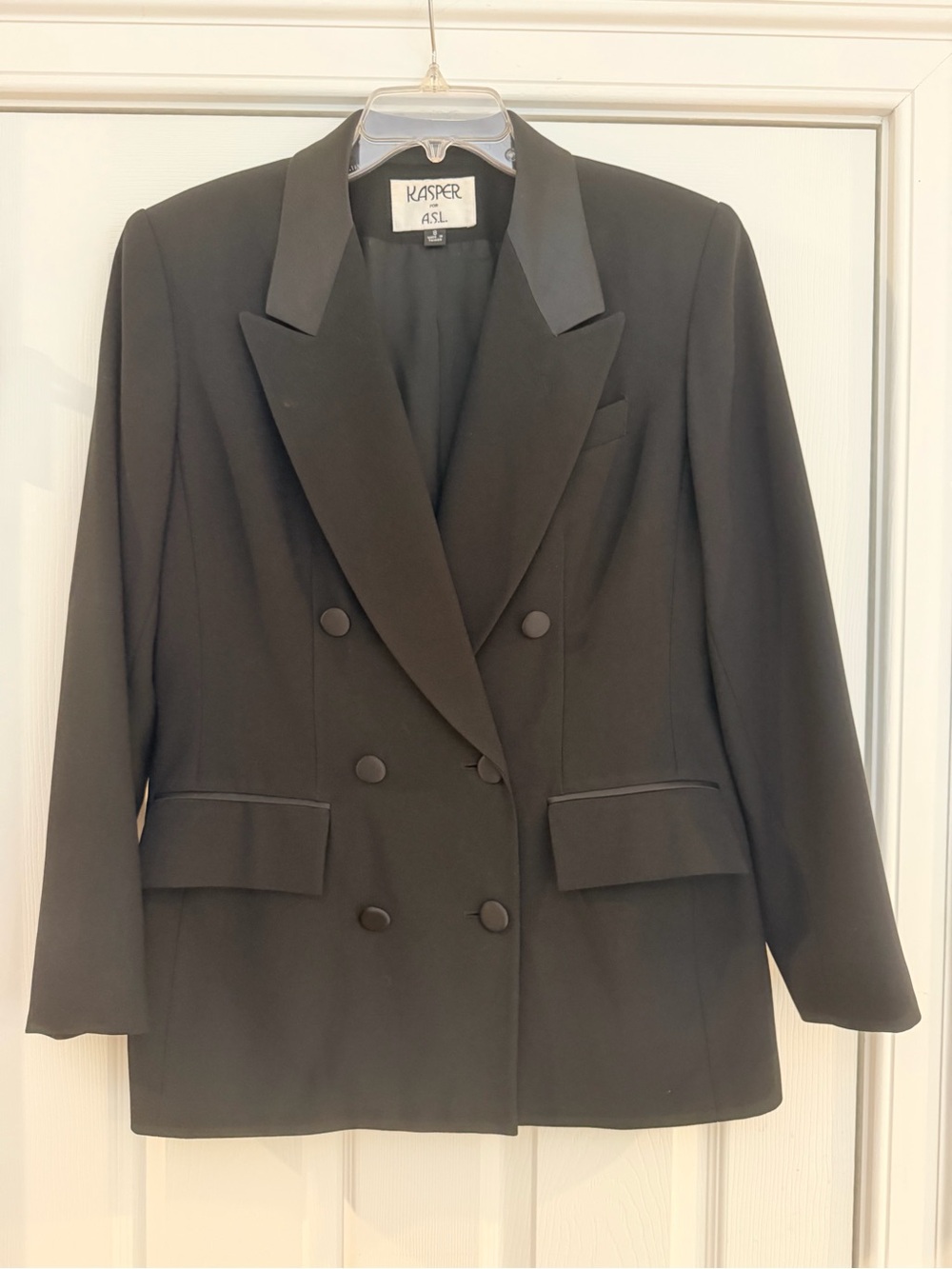 Ladies Size 8 "Kasper" Black Double-Breasted Blazer with Satin Lapels GUC